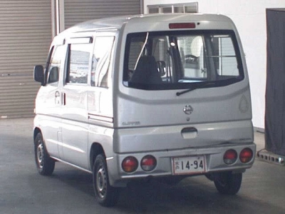 NISSAN CLIPPER VAN