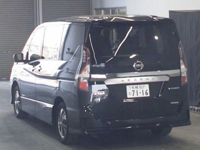 NISSAN SERENA