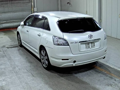 TOYOTA MARK X ZIO