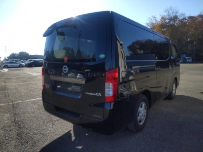 NISSAN NV350 CARAVAN