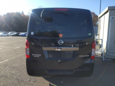 NISSAN NV350 CARAVAN