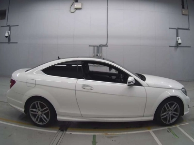 MERCEDES BENZ C CLASS