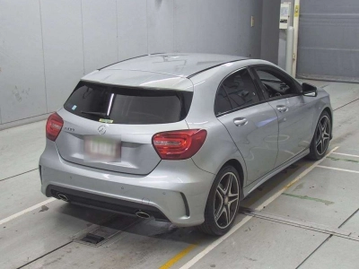 MERCEDES BENZ A CLASS
