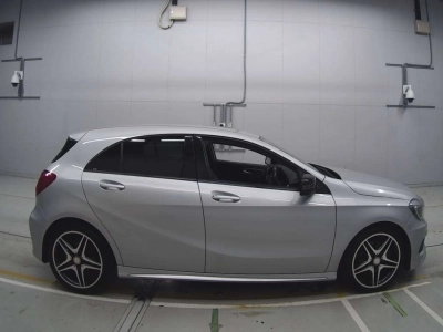 MERCEDES BENZ A CLASS