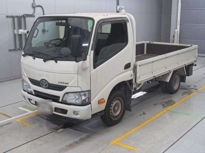 TOYOTA DYNA TRUCK