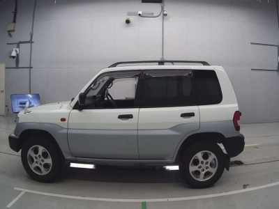 MITSUBISHI PAJERO IO