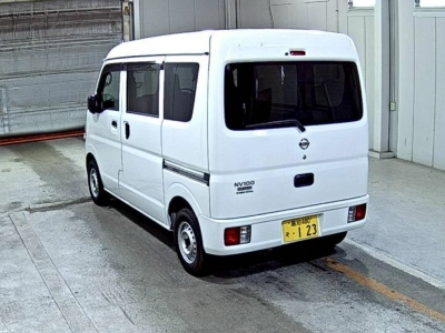 NISSAN NV100 CLIPPER