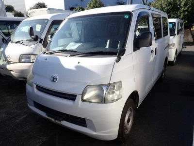 TOYOTA LITE ACE VAN