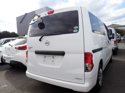 NISSAN NV200 VANETTE VAN