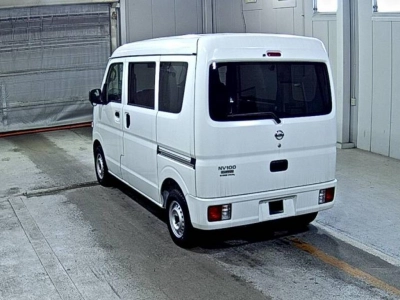 NISSAN NV100 CLIPPER