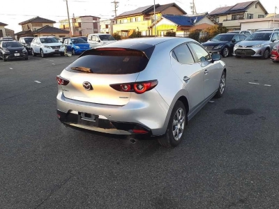 MAZDA MAZDA3