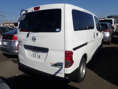 NISSAN NV200 VANETTE VAN