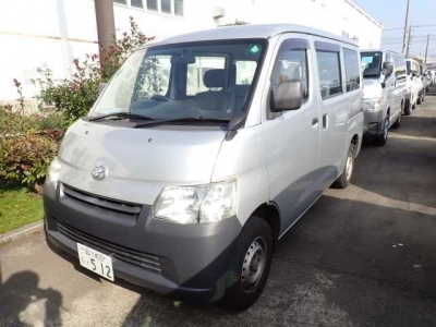 TOYOTA TOWN ACE VAN