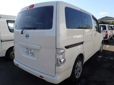 NISSAN E-NV200 WAGON