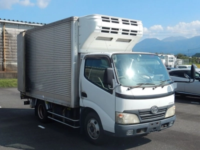 TOYOTA DYNA TRUCK