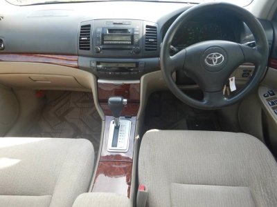 TOYOTA PREMIO