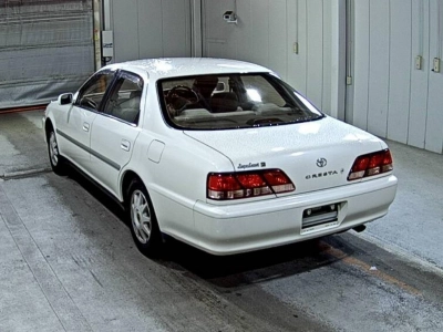 TOYOTA CRESTA