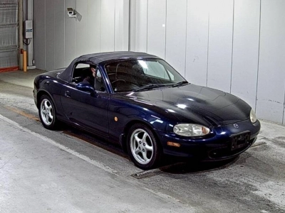 MAZDA ROADSTER