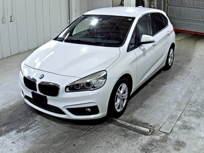 BMW 2 SERIES
