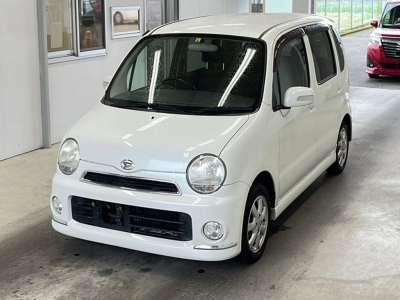 DAIHATSU MOVE LATTE