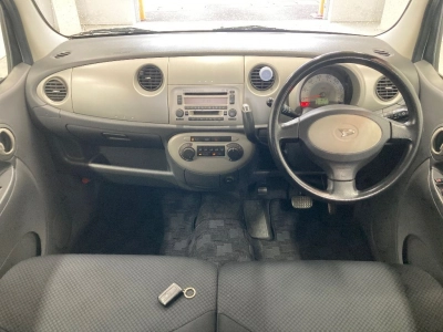 DAIHATSU MOVE LATTE