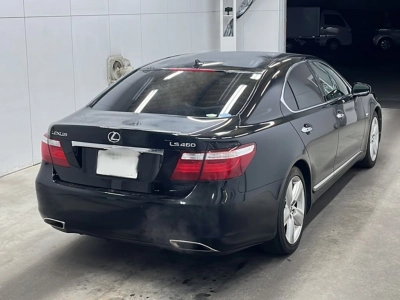 LEXUS LS