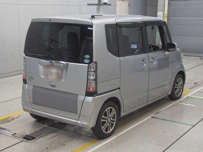 HONDA N BOX +