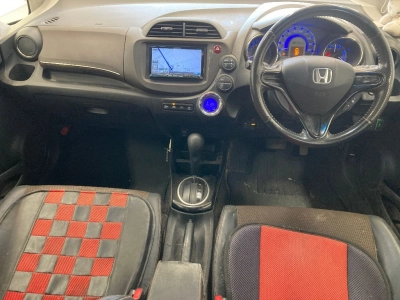 HONDA FIT SHUTTLE HYBRID