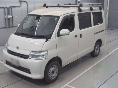 TOYOTA TOWN ACE VAN