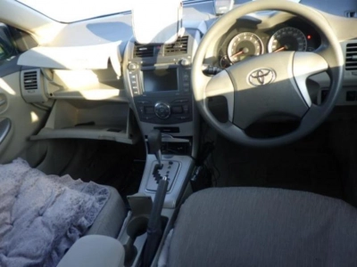 TOYOTA COROLLA AXIO