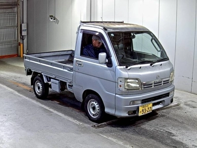 DAIHATSU HIJET TRUCK