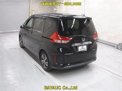 HONDA FREED + HYBRID