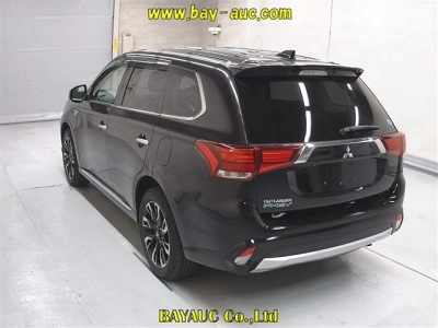 MITSUBISHI OUTLANDER PHEV