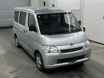 TOYOTA TOWN ACE VAN