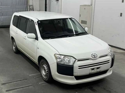 TOYOTA SUCCEED VAN