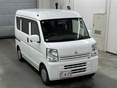 MITSUBISHI MINICAB