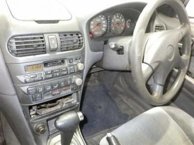 NISSAN SUNNY