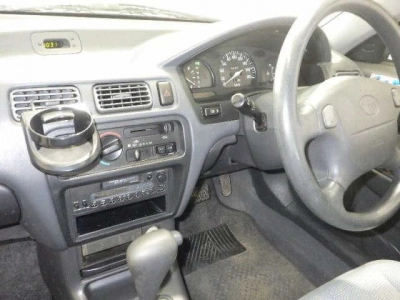 TOYOTA CORSA