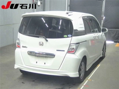 HONDA FREED SPIKE