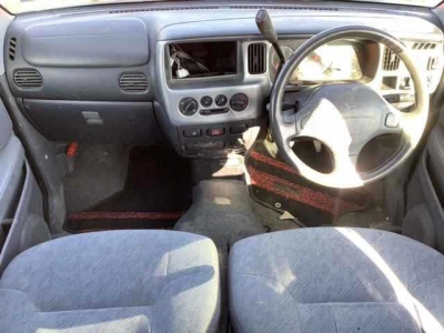 DAIHATSU ATRAI WAGON