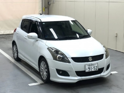 SUZUKI SWIFT