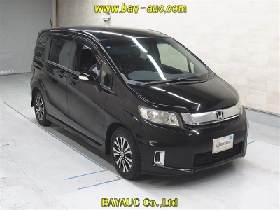 HONDA FREED SPIKE