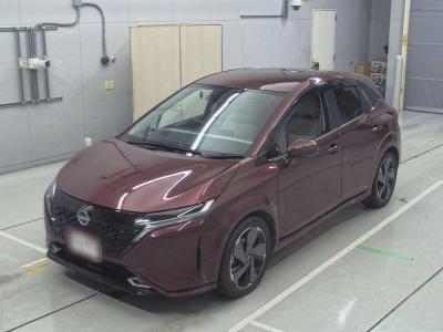NISSAN AURA