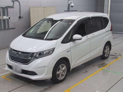 HONDA FREED + HYBRID