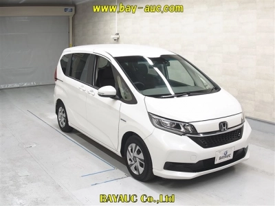 HONDA FREED + HYBRID