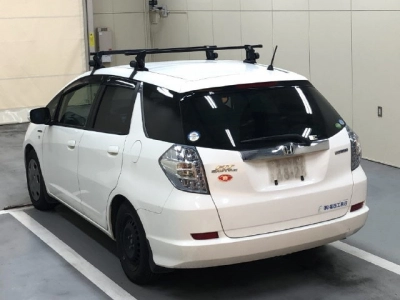 HONDA FIT SHUTTLE HYBRID