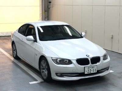 BMW 3 SERIES