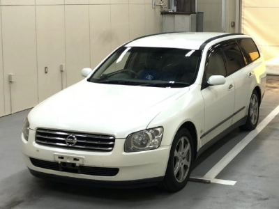 NISSAN STAGEA