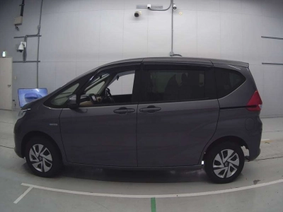 HONDA FREED HYBRID