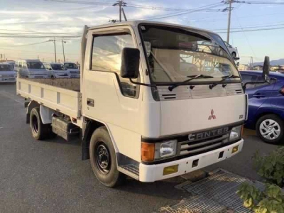 MITSUBISHI CANTER